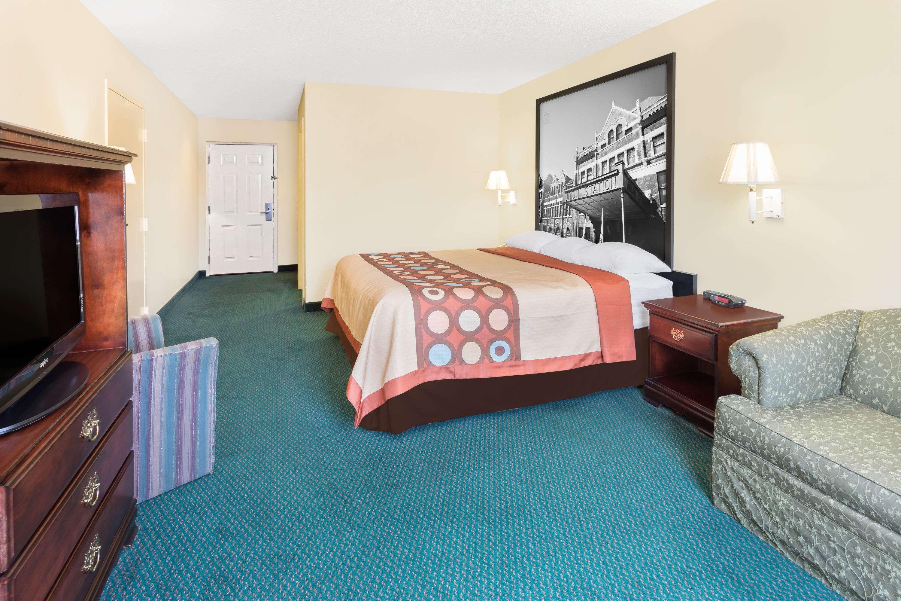 Super 8 By Wyndham Montgomery I-65 Dış mekan fotoğraf