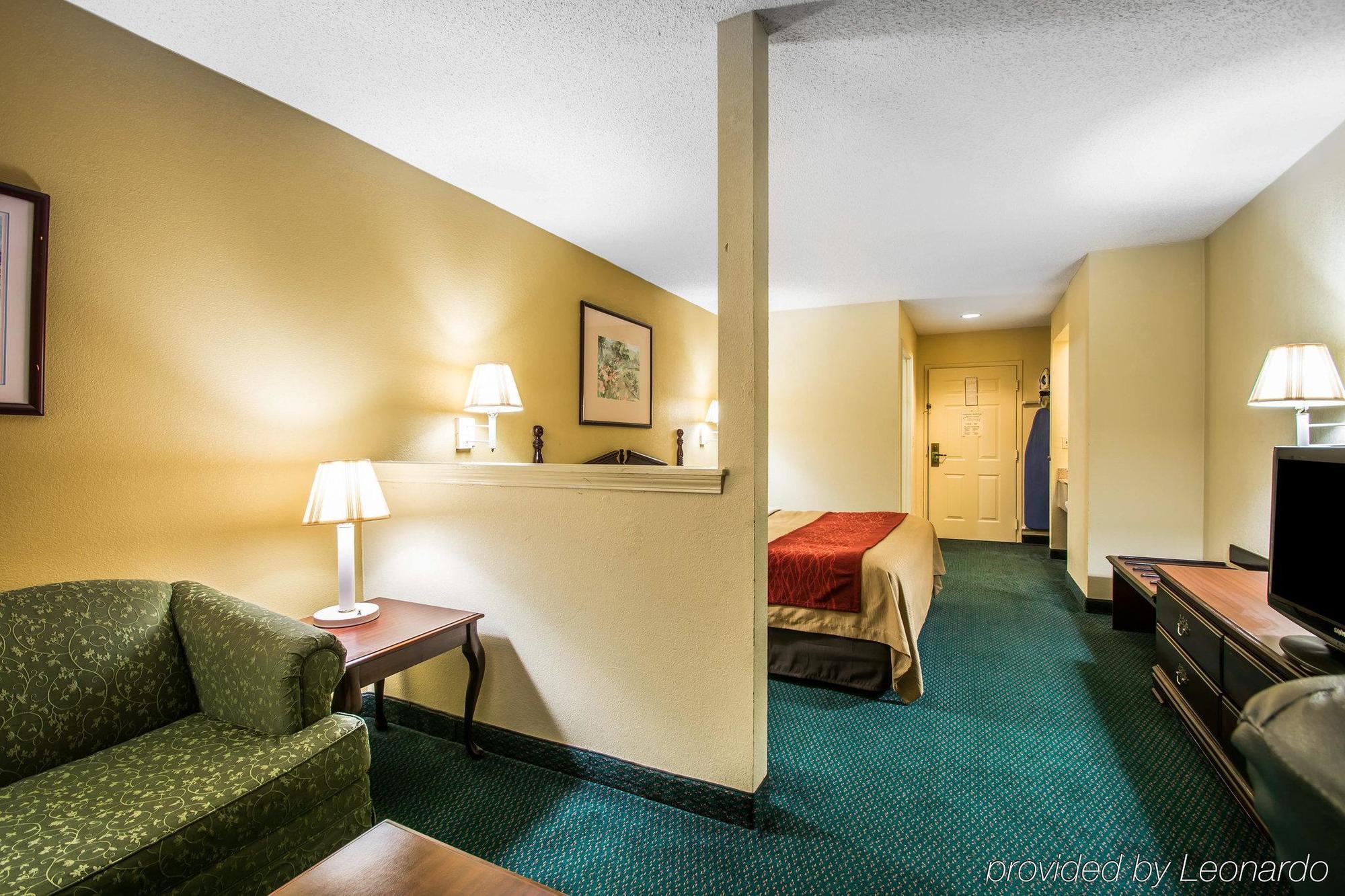 Super 8 By Wyndham Montgomery I-65 Dış mekan fotoğraf