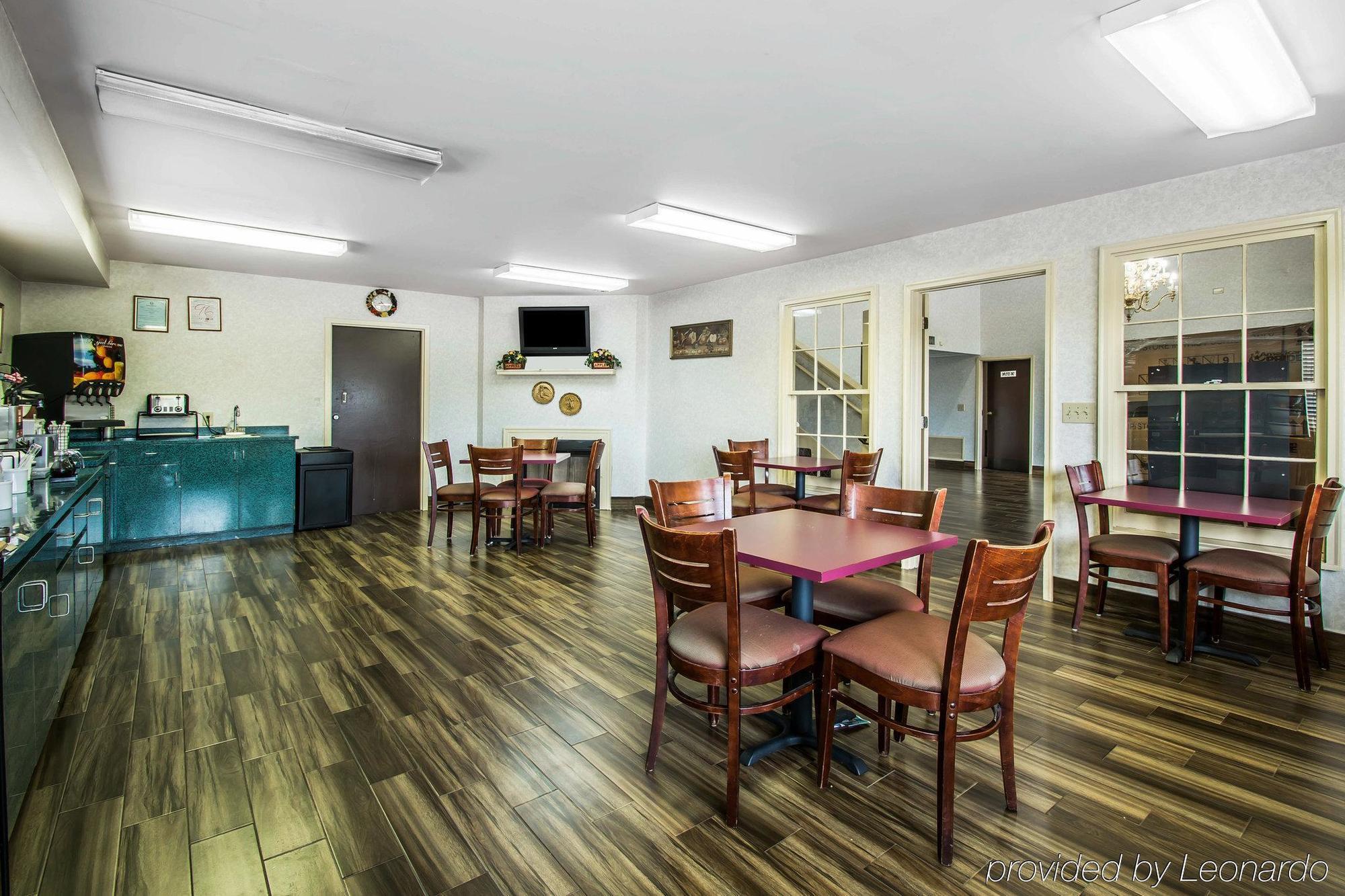 Super 8 By Wyndham Montgomery I-65 Dış mekan fotoğraf