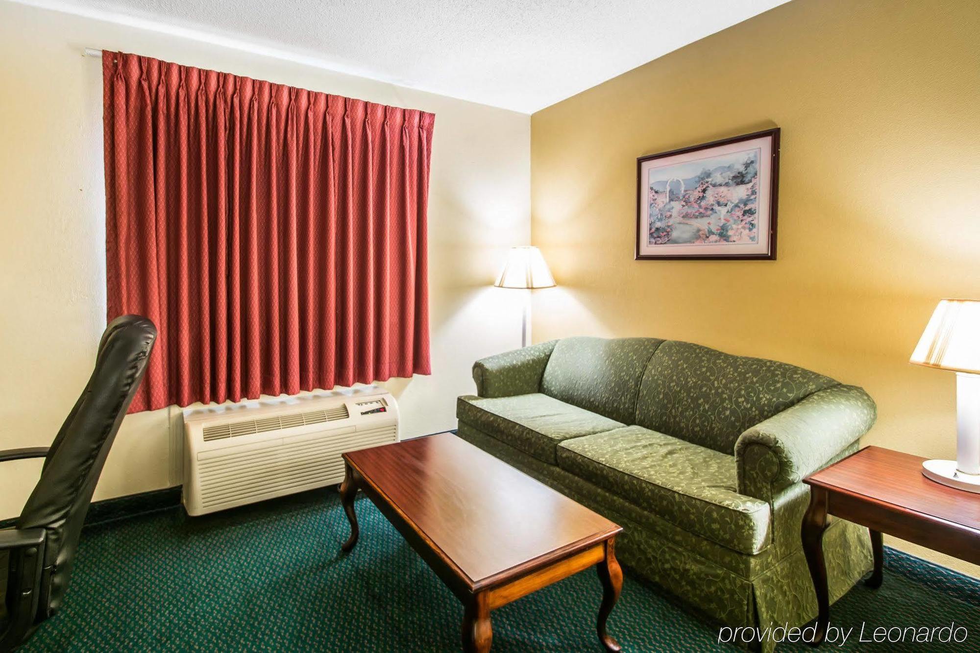Super 8 By Wyndham Montgomery I-65 Dış mekan fotoğraf